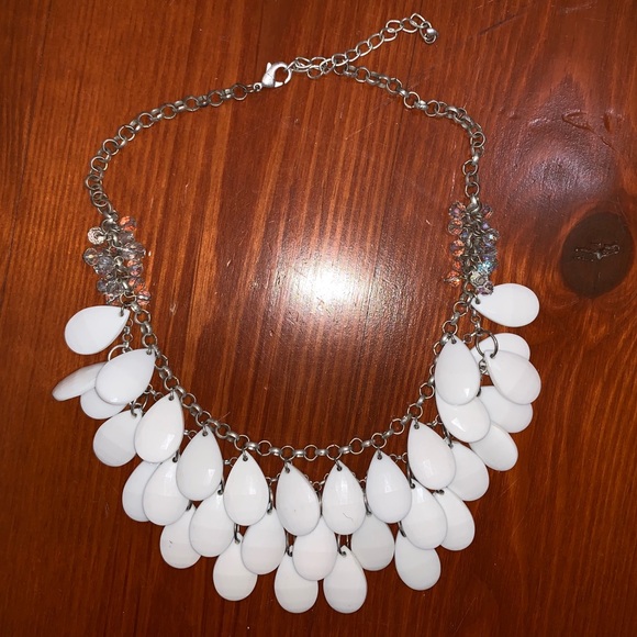 Francesca's Collections Jewelry - Francesca’s Statement Necklace Francesca's Collections Jewelry - Francesca’s Statement Necklace